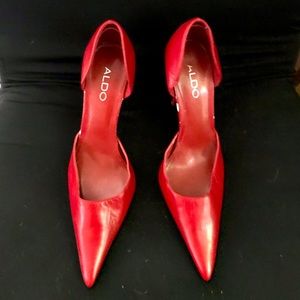 Aldo heels, never worn, stunning